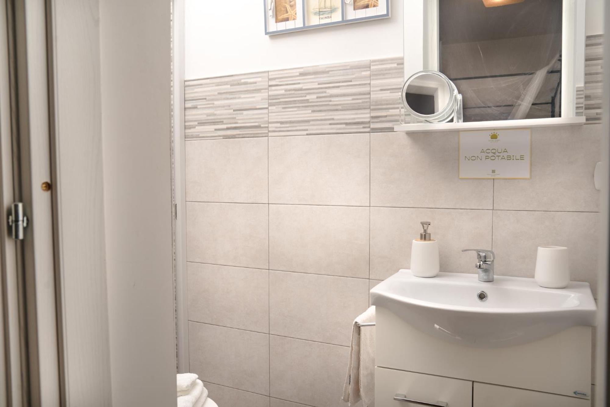 Villa Dan-Rooms In Monopoli Impalata Екстер'єр фото