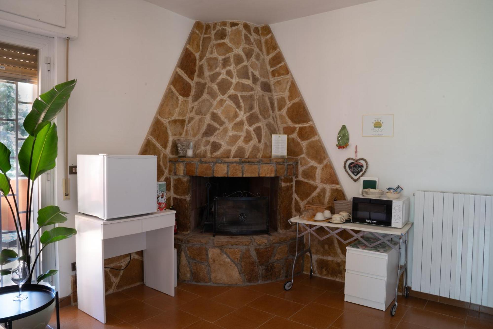 Villa Dan-Rooms In Monopoli Impalata Екстер'єр фото